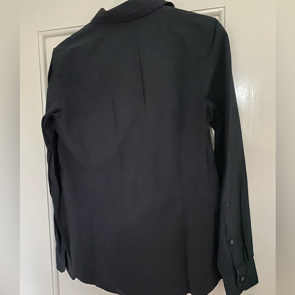 Gap brand black button down shirt, size M - Picture 3 of 3